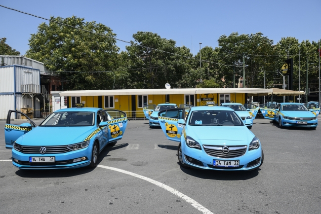 İstanbul'un yeni taksileri hizmet vermeye başladı